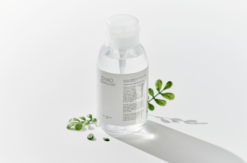 Agua Limpiadora a base de aceites